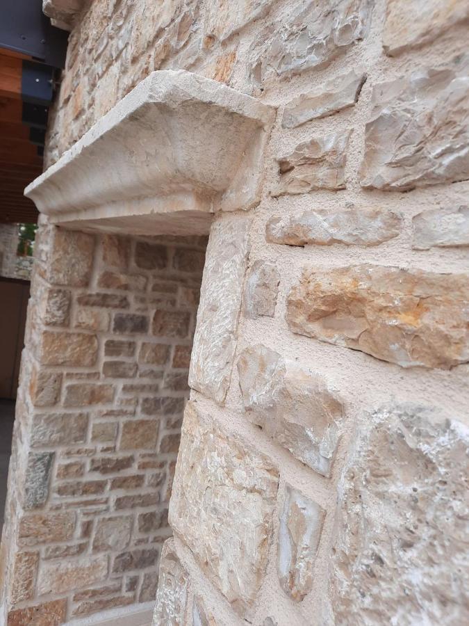 Castello Exclusive Rooms With Breakfast - By Ta Leut Agency Privlaka  Exterior photo