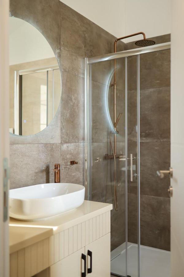 Castello Exclusive Rooms With Breakfast - By Ta Leut Agency Privlaka  Exterior photo