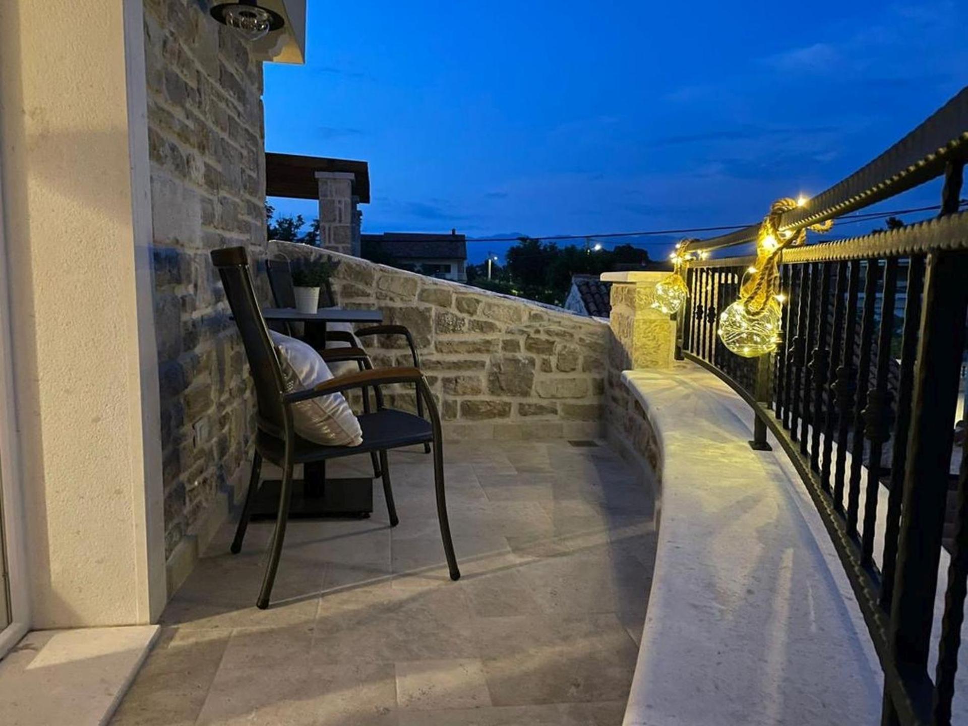 Castello Exclusive Rooms With Breakfast - By Ta Leut Agency Privlaka  Exterior photo